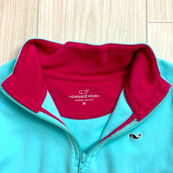 Vineyard Vines Blue Quartet Zip Pink Interior Size Medium - Picture 3 of 4